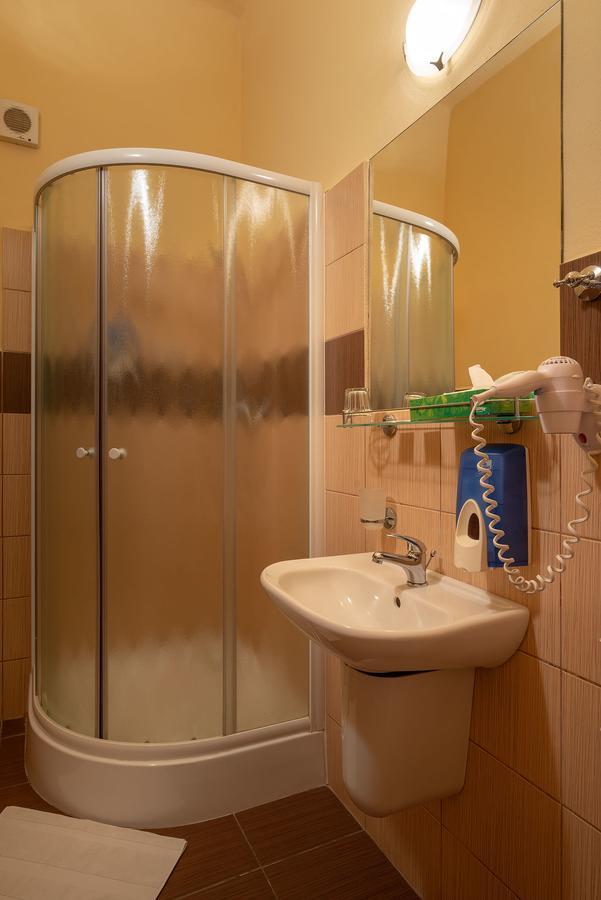Zelena Ratolest Otel Ceske Budejovice Dış mekan fotoğraf