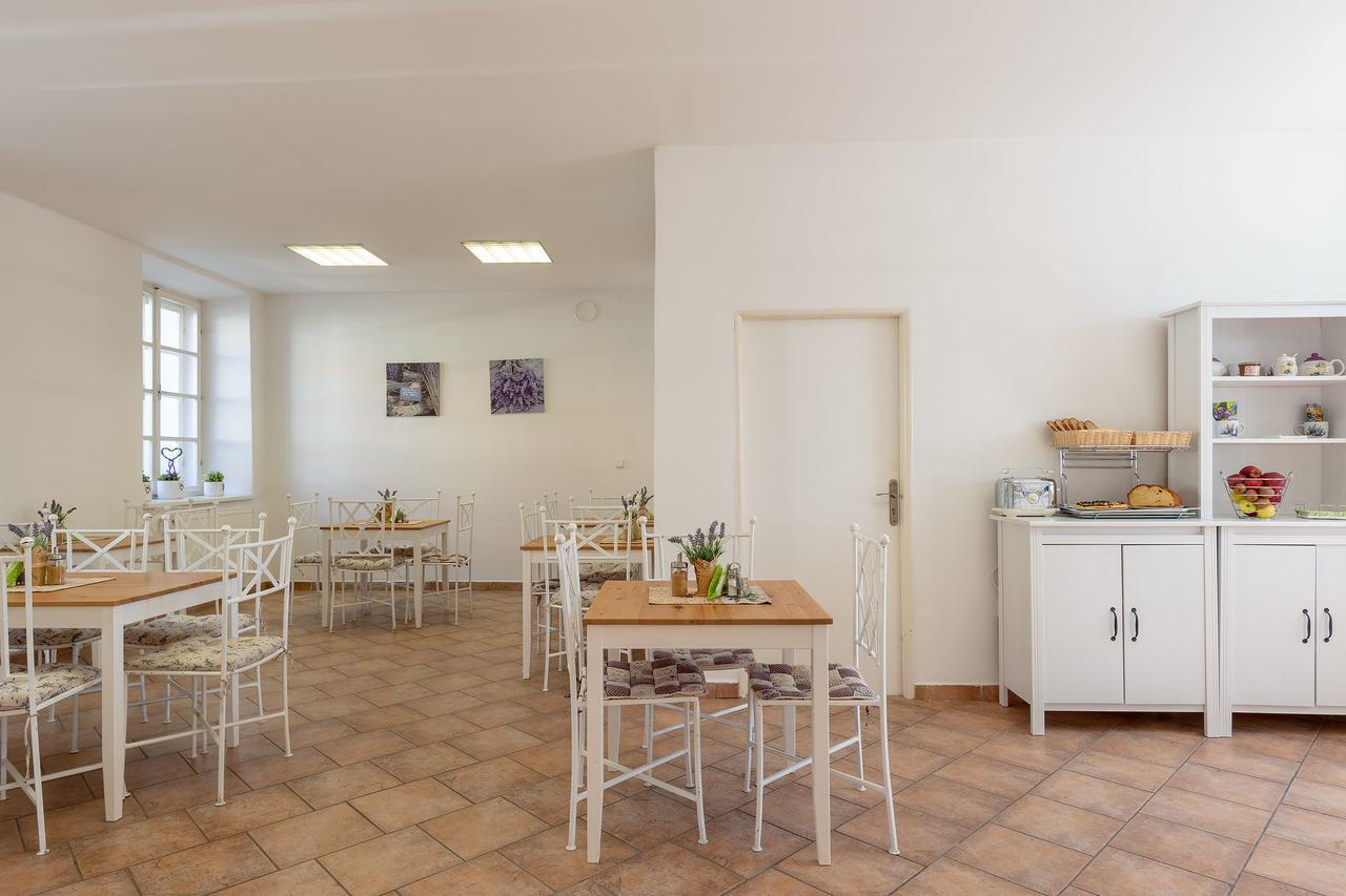 Zelena Ratolest Otel Ceske Budejovice Dış mekan fotoğraf